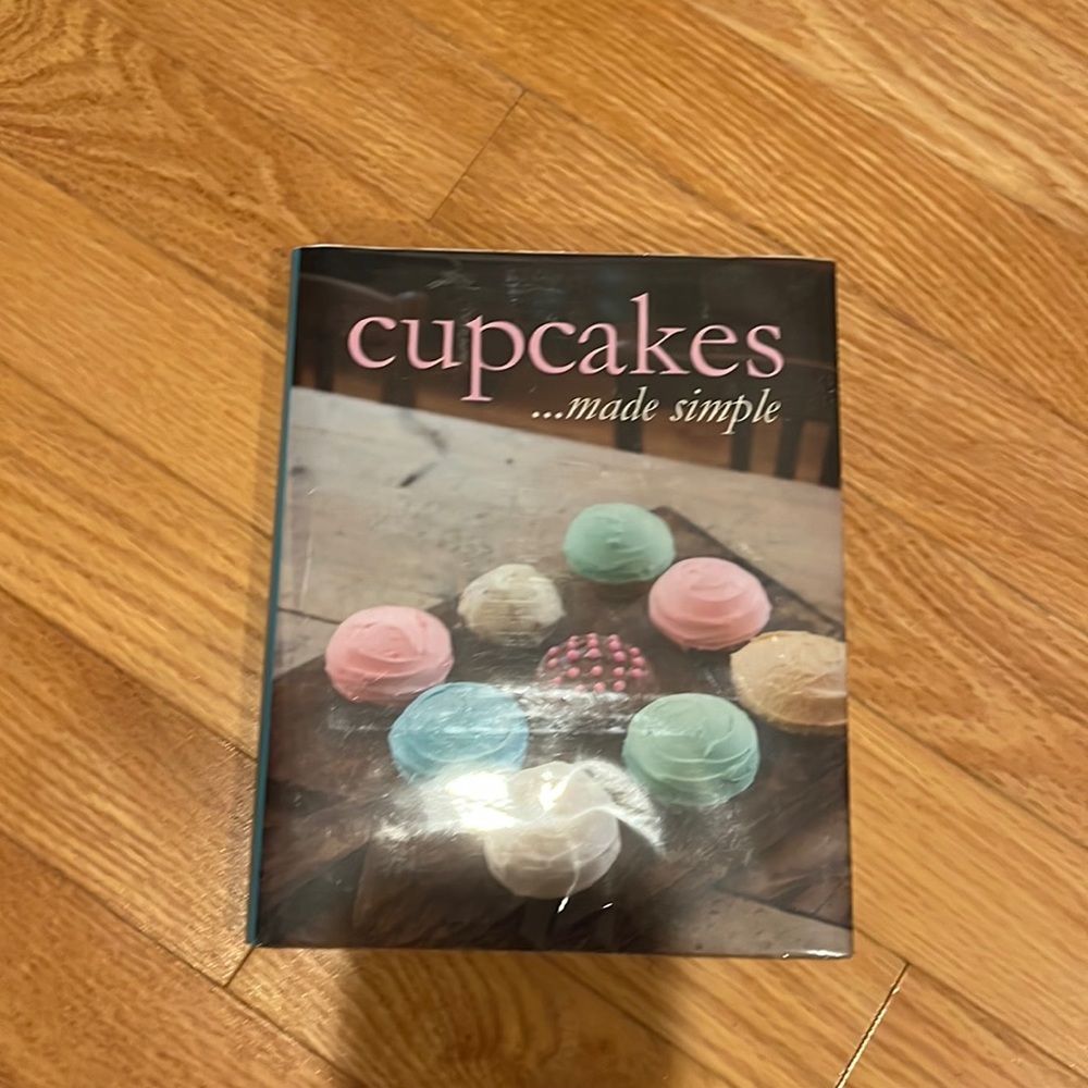 Cupcake cook book